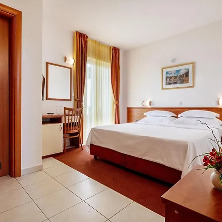 Hotel Posejdon 4*