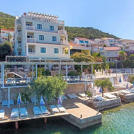Posejdon Hotel 4*